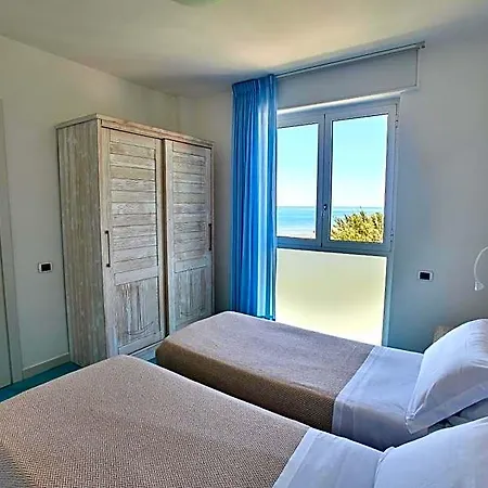 Hotel Ancora 3*